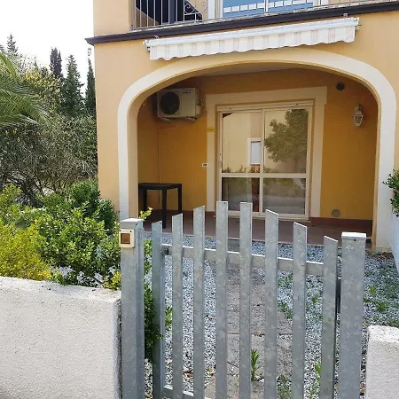 Studio Ele Pizzo Beach Club Lejlighed